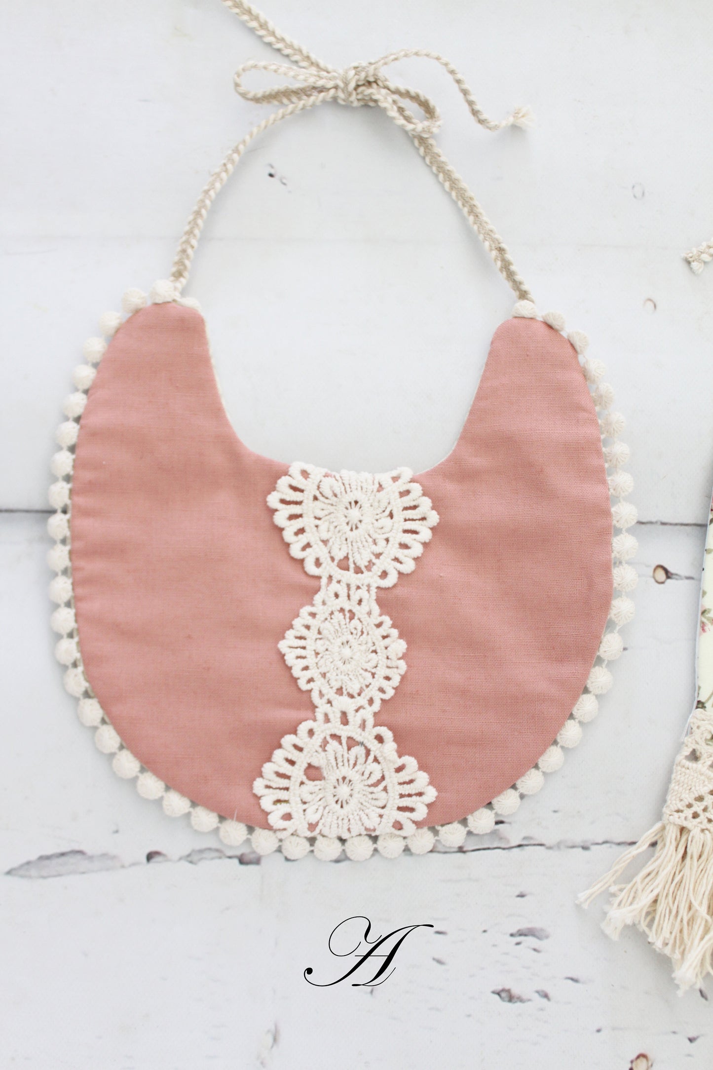 Easter Valentine Sweet Boho Baby Girl Bibs. Reversible Vintage Florals Lace. Boho Bandana Bib, Newborn, Coming Home Outfit 1st Birthday Bib