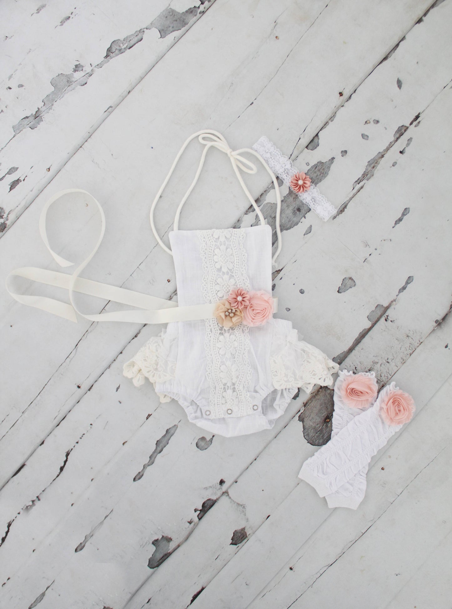 Summer Boho Chic White Lace Romper w Blush Sash & Headband. Newborn Baby Girl Coming Home Outfit, 1st Birthday Outfit Summertime Mommy me