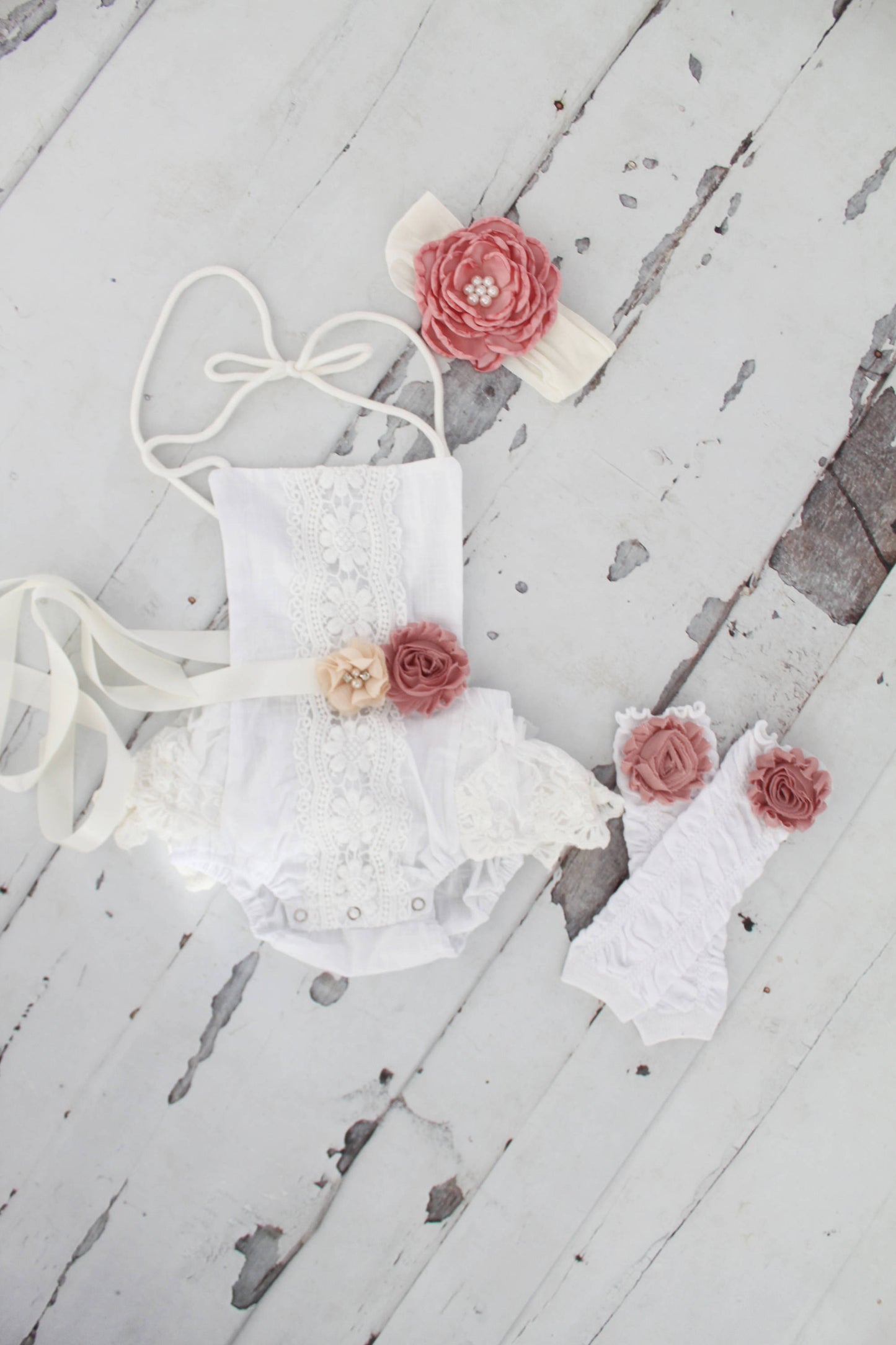 Easter Summer outfit Boho Chic White Lace Romper w Mauve Sash & Headband Newborn Baby Girl Coming Home Outfit 1st Birthday Outfit Mommy me