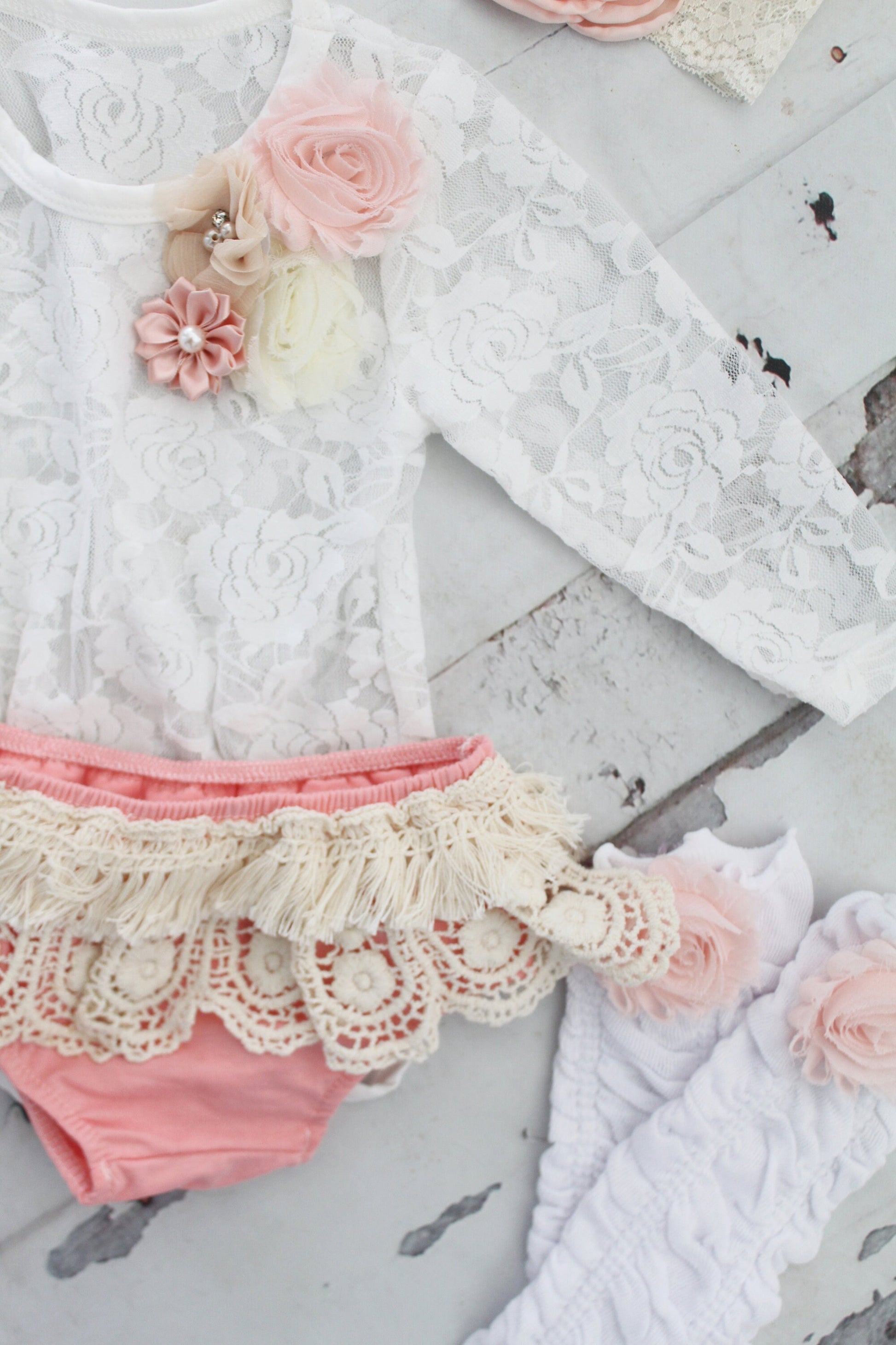 Easter Spring White Lace Bodysuit Baby Girl Boho Lace Bodysuit w Floral Collar Boho Bloomer Birthday Mommy Me Newborn Coming Home Outfit