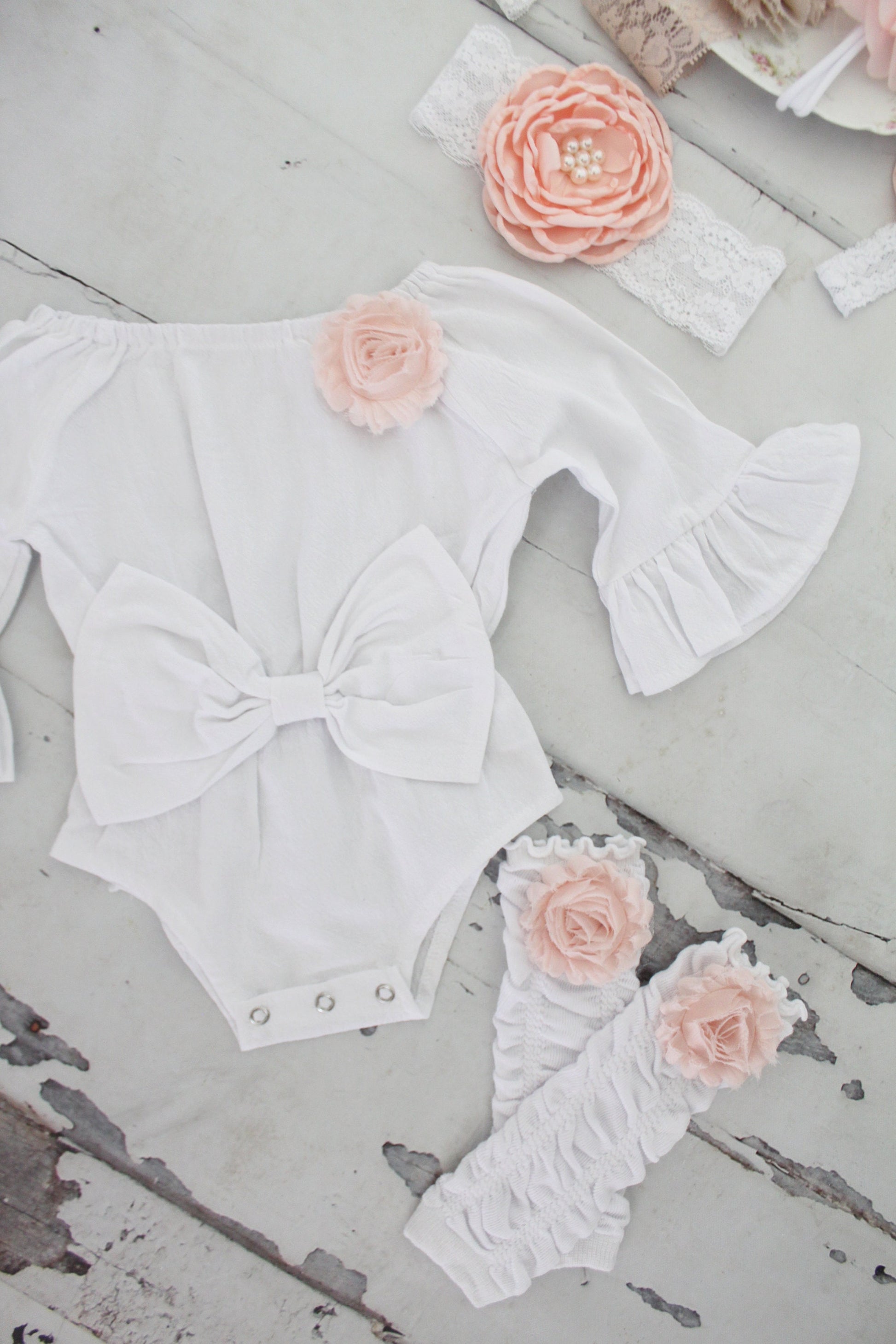 Valentines Day Boho Chic Long Sleeve Romper w Bow, Leggings & Headband. Newborn Baby Girl Coming Home Outfit 1st Birthday Outfit Easter