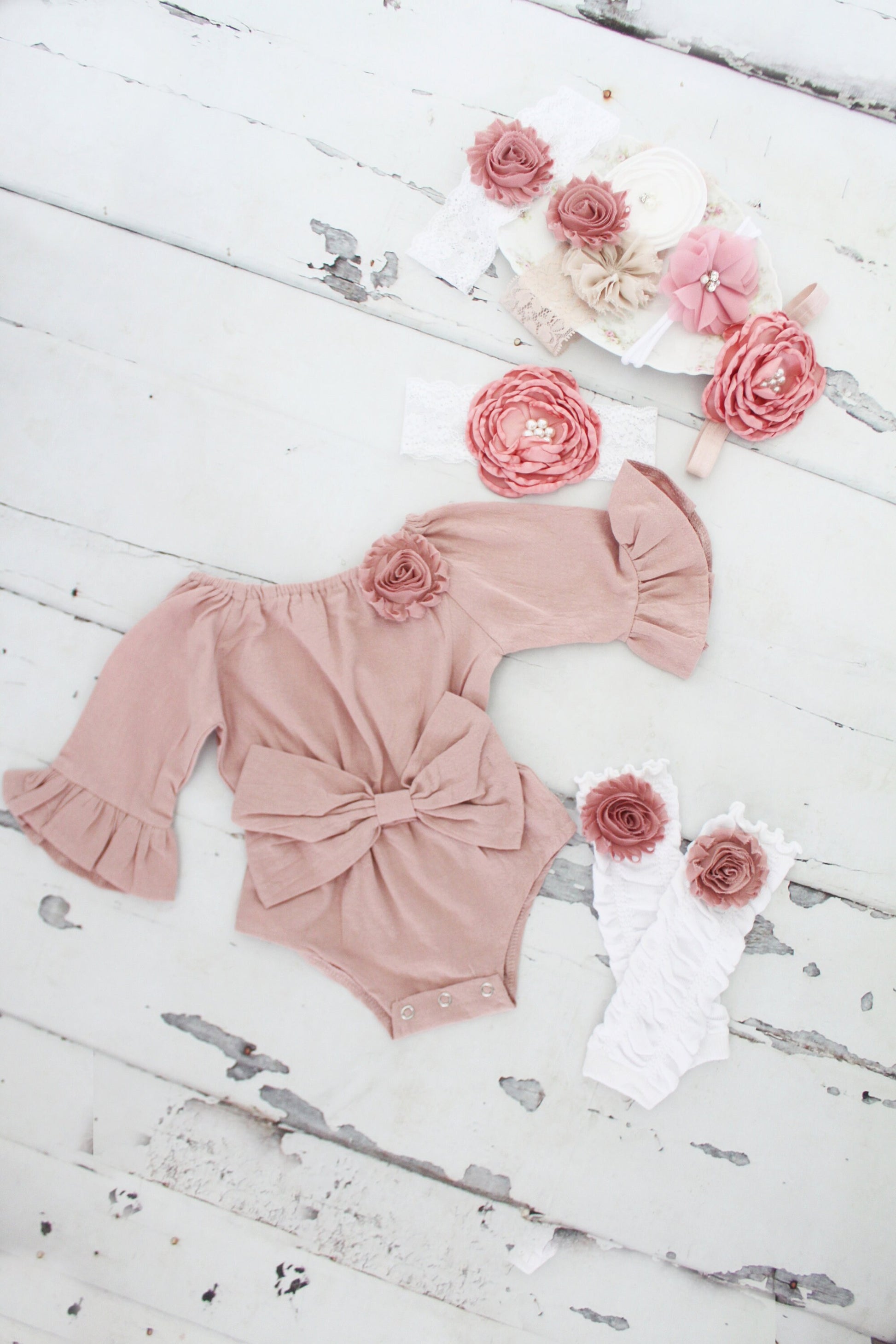 Boho Baby Easter Spring Girl Chic Long Sleeve Romper Bow Leggings & Headband Newborn Baby Girl Coming Home Outfit 1st Birthday Vintage Pink