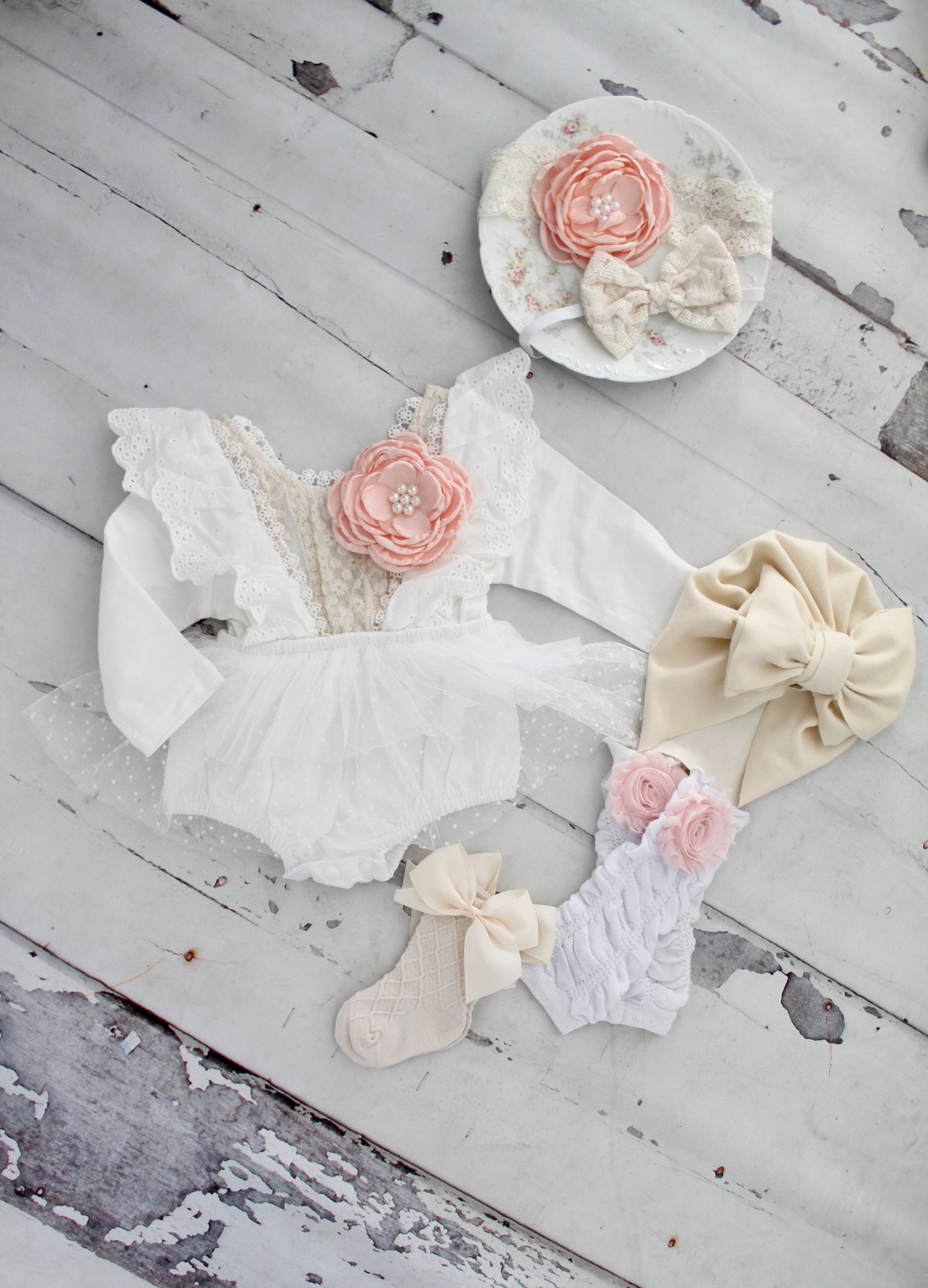 Boho Baby Girl White Lace Romper Christmas, Valentine’s Day Easter Outfit Rustic Wedding Flower Girl Baby Girl 1st Birthday baby Shower Gift