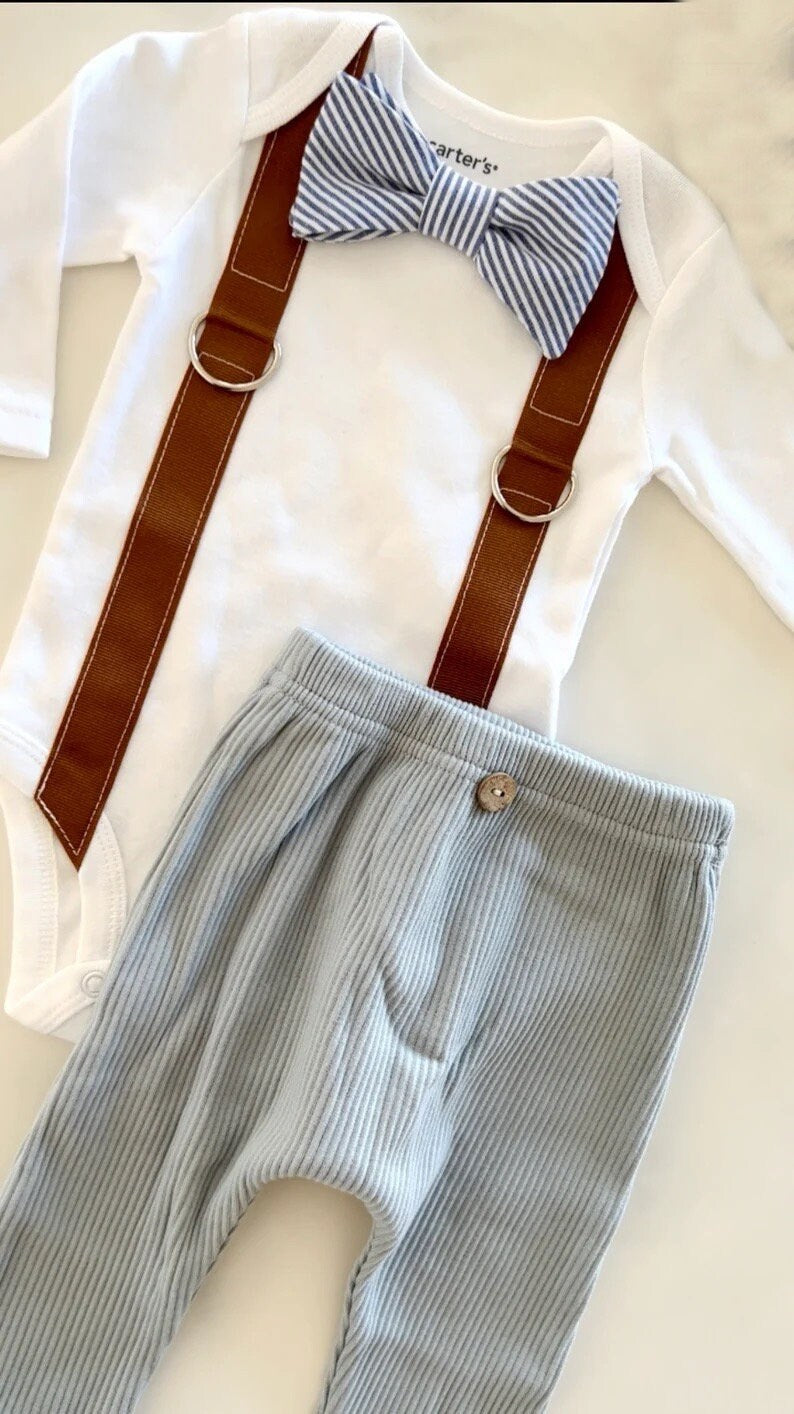 Newborn Baby Boy Coming Home Outfit Set. Seer Sucker Bow Tie Suspender Bodysuit, Knit Pants & Seer Sucker Newsboy Hat Tie Summer Holiday